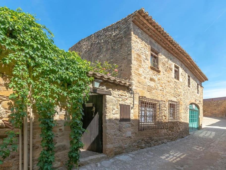 Preciosa casa rural en el centro de Peratallada Exterior foto